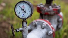 ОПЕК+ може да задълбочи производствените съкращения с над 2 млн. барела на ден