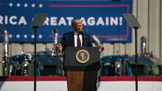 Тръмп атакува Байдън и „безумните“ демократи в родното място на претендента си