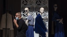 Търговията на дребно във Великобритания възстанови предпандемичните си нива