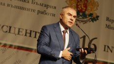 Фармацевтичната фирма на Веселин Марешки ще направи нов опит да стъпи на БФБ