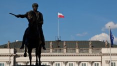 Moody's може да понижи кредитния рейтинг на Полша