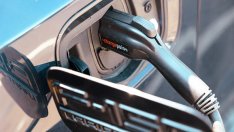 Новият електрически пикап на Ford за 30 хил. долара вещае сблъсък с Вашингтон