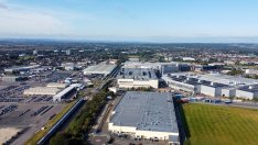 BMW планира да изгради пет съоръжения за сглобяване на ново поколение батерии