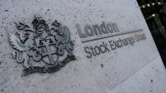 Лондонската и Шанхайската борса свързват платформите си за търговия с акции 