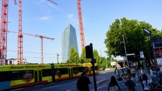 Банките в еврозоната отчитат ръст на търсенето на заеми въпреки търговското напрежение