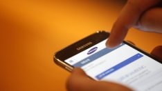 Samsung отново продава по-малко смартфони