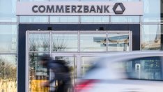 След над 4 години изгнание Commerzbank се завръща  в Dax 