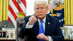 Тръмп ще наложи 25% мито на страните, които купуват петрол и газ от Венецуела