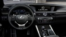 Как Lexus бъгна информационната си система с ъпдейт