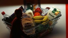 Гърция остава в дефлация за трети пореден месец