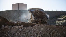 Apple ще купува редкоземни елементи от подкрепян от Пентагона производител от САЩ