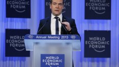 Медведев: Русия ще отпусне кредит на Кипър, ако и ЕС стори същото