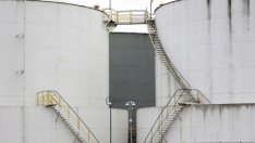 Цената на петрола се стабилизира след санкциите на САЩ срещу Русия*