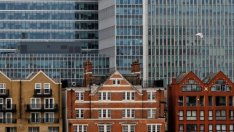 Ръстът на цените на жилищата във Великобритания продължава да се забавя