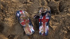 Великобритания предупреди гражданите си да не правят резервации за лятото