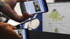 Google и Apple продължават да владеят пазара на смартфони