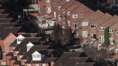 Цените и броят на сделките с имоти в Лондон намаляват преди Brexit