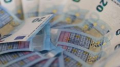 Италианските и френските банки съживяват страховете за дългова криза