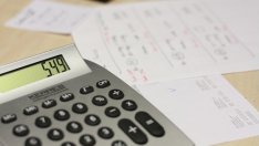 Редица проблеми около бюджетния излишък остават незабелязани