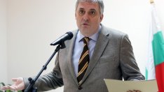 Калфин предлага плавно покачване на възрастта и вноската за пенсия