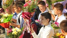 Учителските заплати ще бъдат увеличени с 15% от 1 септември с близо 80 млн. лв.