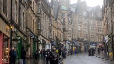 Необичайните велосипедни алеи, които се появиха в Единбург