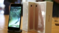 Пазарната оценка на Apple мина 700 млрд. долара