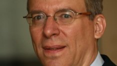 Изпълнителният директор на Rio Tinto напуска след отписване на 14 млрд. долара