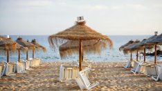 България отваря границите за чужди туристи при определени условия