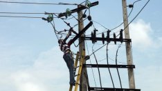 Докладът за дейността на КЕВР през 2017 г. разгорещи Народното събрание