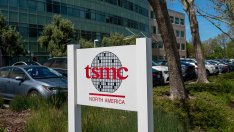 AI еуфорията изпрати TSMC в клуба за 1 трлн. долара