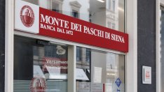Печалбата на Monte Paschi засенчи прогнозите, подкрепена от приходите от търговия и такси