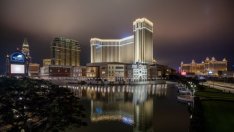 За първи път от месеци приходите от залагания на Макао надминаха очакванията