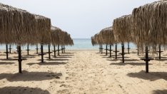 Лято 2021: Курортите по Черноморието посрещат първите туристи