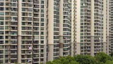 Китайските строителни компании разпродават имоти и повишават цените след новите облекчения