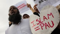 Мюсюлманите в Западна Европа - добре интегрирани, но не съвсем