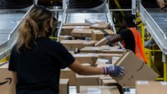 Amazon стартира лотария с парични награди и автомобили за ваксинираните служители