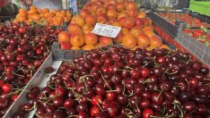 Цените на основните хранителни стоки у нас продължават да спадат