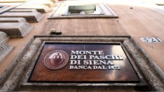 Слухове за одобрението на „лоша банка“ насърчиха курса на Monte dei Paschi