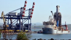 В Бургас пристигна корабът, който ще търси газ и нефт в блок "Хан Аспарух"