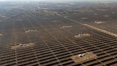 В Китай заработи най-големият соларен парк в света