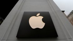 Тинейджърът, който хакна системите на Apple, няма да лежи в затвора