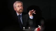 Прат: Нужни са локални мерки срещу областите с висок финансов риск