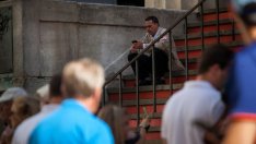 Пазарът е заложник на преговорите за помощ в САЩ