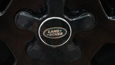 Jaguar Land Rover рестартира производството си на Острова след тежката хакерска атака