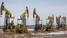 Иран планира да удвои добива на петрол през следващата година