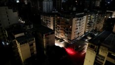 „Електромагнитна атака“ остави на тъмно Венецуела