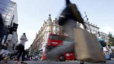 Британските продажби на дребно растат с най-бързия си темп от 4 месеца