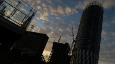 Неочакван ръст на бизнес активността в британското строителство