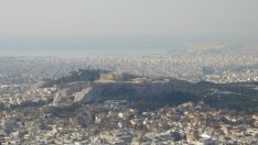 Задълбочава се спадът на жилищните цени в Гърция